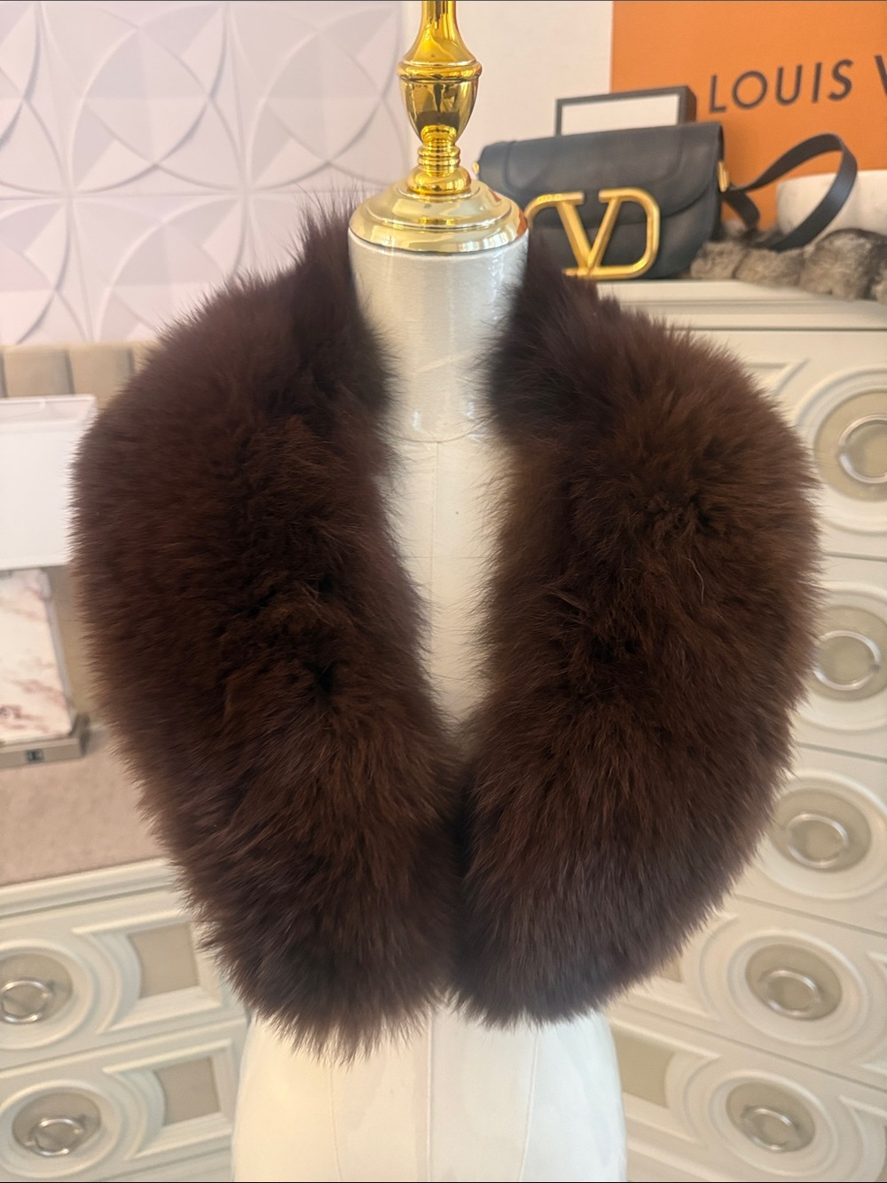 Real Fox fur clip on collar